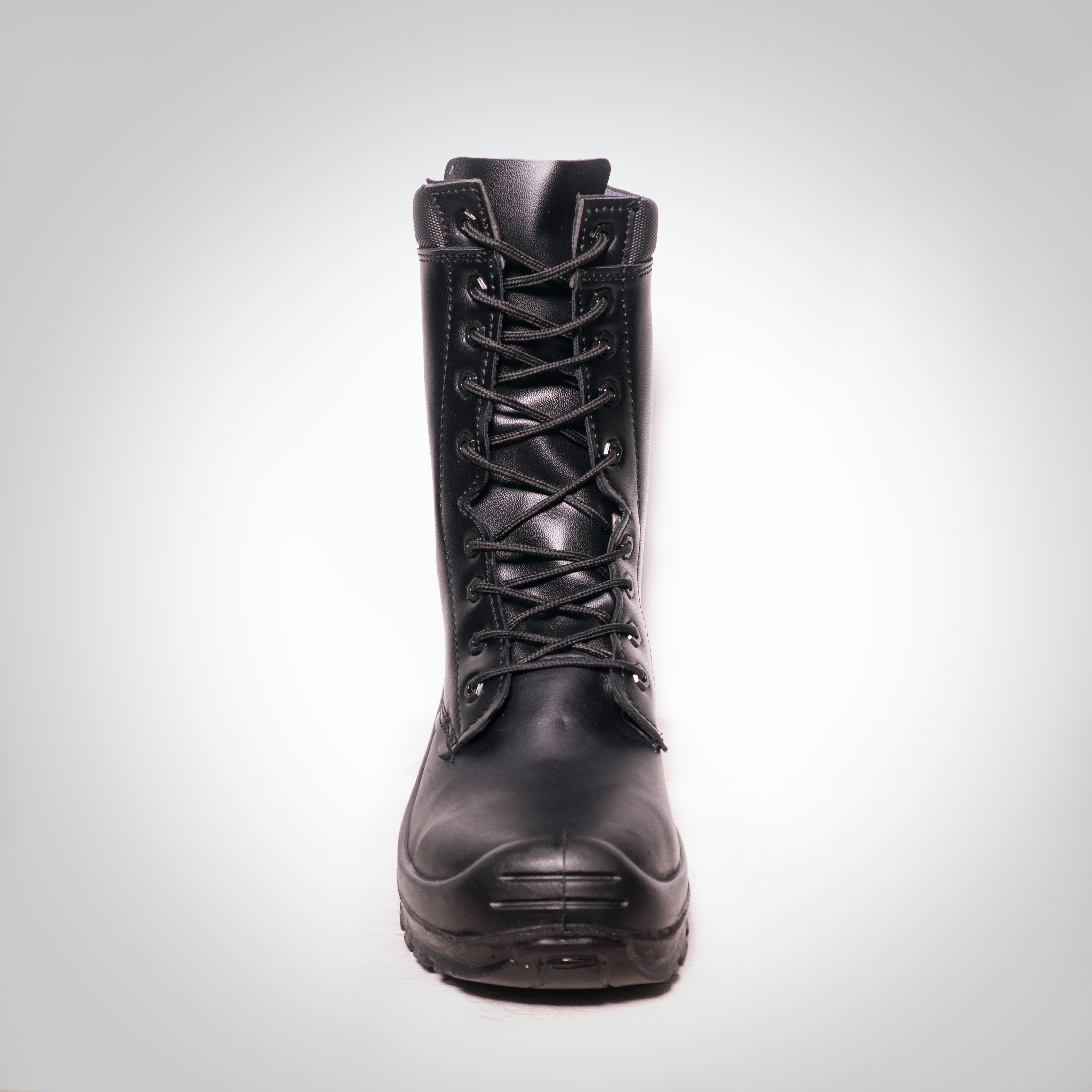 Calzado: BOTA CAÑA ALTA EN CUERO ESTILO MILITAR ref.: 1201